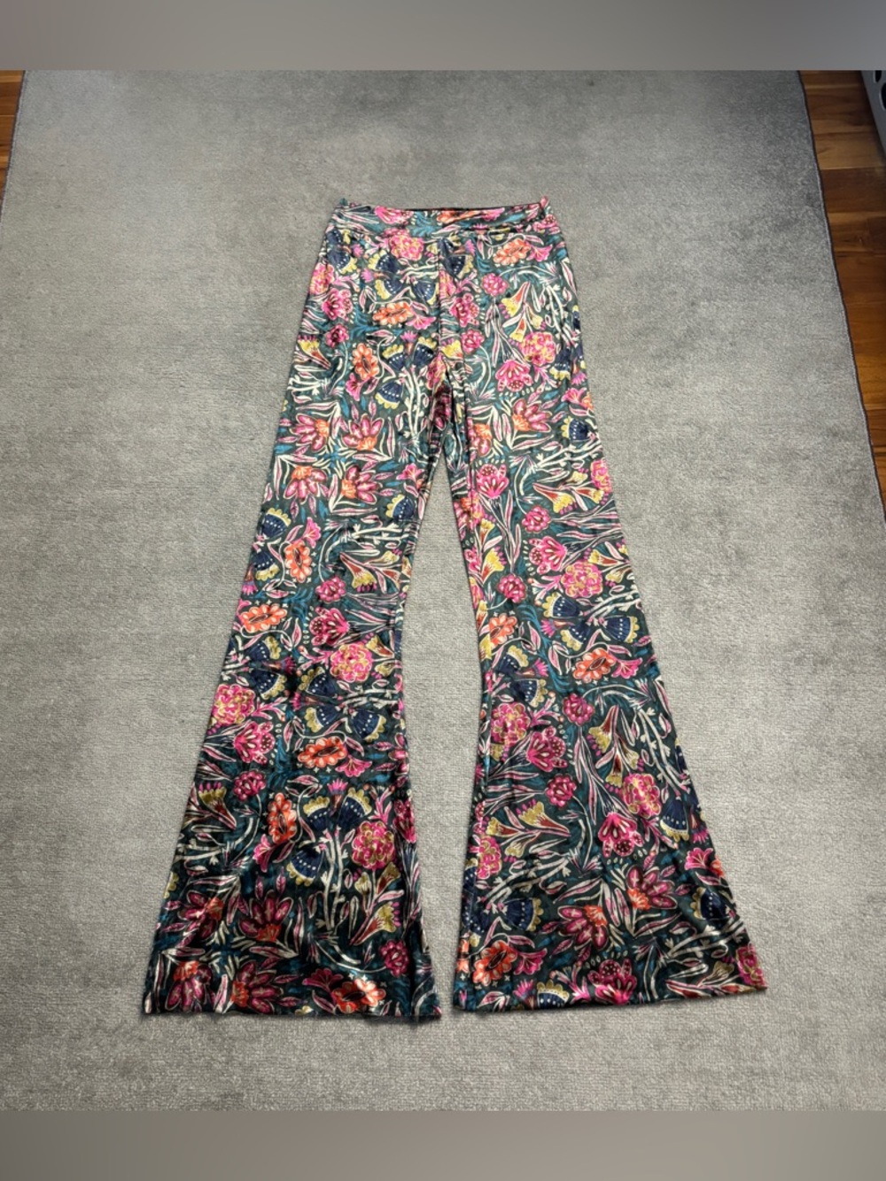Natural Life Cali Floral Knit Flare Pants Festival Bohemian Boho NEW - Picture 2 of 8